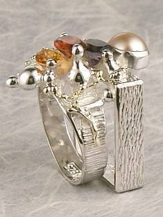 anillo plata de ley y oro 585 con piedras de moda, anillo para mujeres de plata de ley con piedras, joyas de autor plata de ley con piedras para mujeres, anillo 4892