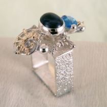 anillo plata de ley y oro 585 con piedras de moda, anillo para mujeres de plata de ley con piedras, joyas de autor plata de ley con piedras para mujeres, anillo 1625