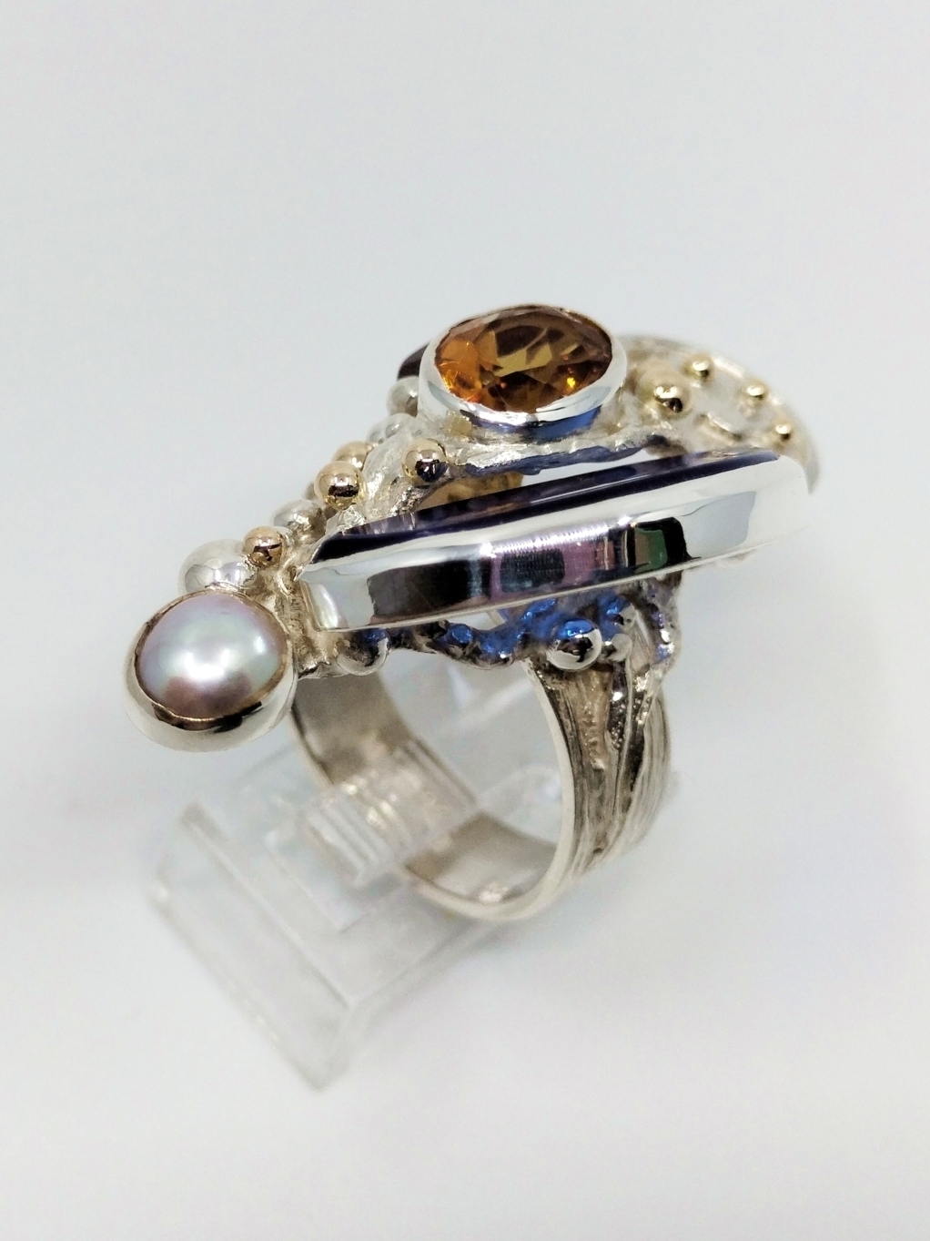 original maker's handcrafted jewellery, gregory pyra piro ring 3624, mixed metal jewelry, 14k gold and silver, sterling silver and 14 karat gold, artist with own style, unique style jewelry, silver and gemstone jewelry, gemstone and pearl jewelry, gold and color gemstone jewelry, citrine, garnet, pearl, glass, art nouveau inspired fashion jewelry, jewellery with natural pearls and semi precious stones, contemporary jewelry from silver and gold, art jewellery with colour stones, contemporary jewelry with pearls and color stones, jewellery made from silver and gold with natural pearls and natural gemstones, shopping for diamonds and designer jewellery, accessories with color stones and pearls, artisan handcrafted jewellery with natural gemstones and natural pearls, jewelry made first hand, art and craft gallery artisan handcrafted jewellery for sale, jewellery with ocean and seashell theme