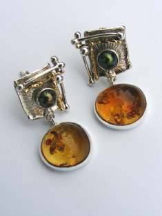 artisan made handcrafted jewelry,, jewellery with colour stones, jewellery with natural gemstones, jewellery with real pearls, where to buy jewellery for mature womens, jewellery from mixed metals with gemstones,  #Amber #Earrings 1825