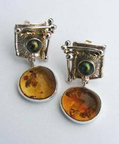 artisan made handcrafted jewelry,, jewellery with colour stones, jewellery with natural gemstones, jewellery with real pearls, where to buy jewellery for mature womens, jewellery from mixed metals with gemstones,  #Amber #Earrings 1825