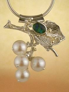 Ručně Vyrobené Přívěsky, Umělecké Přívěsky, Přívěsky s Drahokamy, Umělecké Šperky, vyrobený originální, mincovní stříbro a zlato, opal, perly, Gregory Pyra Piro přívěsek 8382