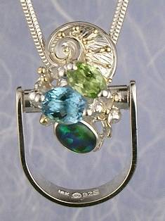 ručně vyrobene prstýnky přívěsky, umělecké šperky v Prazě od umělec Gregory Pyra Piro, prsten přívěsek 7362