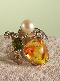 artisan made handcrafted jewelry,, jewellery with colour stones, jewellery with natural gemstones, jewellery with real pearls, where to buy jewellery for mature womens, jewellery from mixed metals with gemstones,  #Amber #Ring 5838