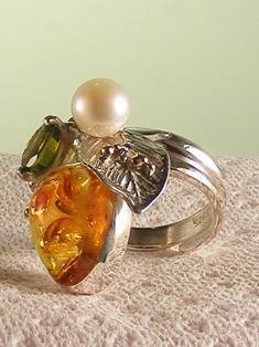artisan made handcrafted jewelry,, jewellery with colour stones, jewellery with natural gemstones, jewellery with real pearls, where to buy jewellery for mature womens, jewellery from mixed metals with gemstones,  #Amber #Ring 5838