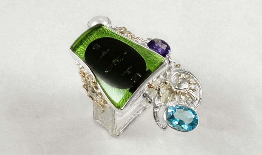 Ursprungliga Handjorda Ring med Klocka Nr. 5381, ursprungliga handgjorda, sterlingsilver och guld, blå topas, ametist, pärla