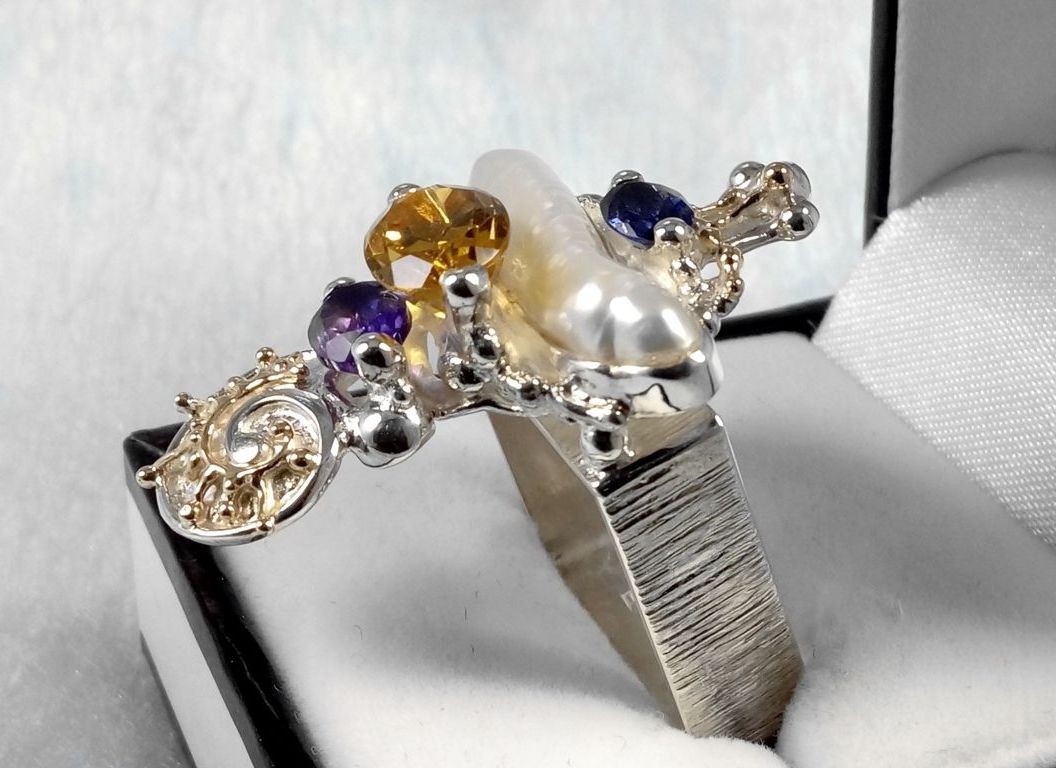one of a kind handcrafted gregory pyra piro sqaure ring 1725, one of a kind jewellery, handmade jewelry with natural pearls and stones, fine craft gallery handcrafted jewellery, mixed metal handcrafted jewelelry