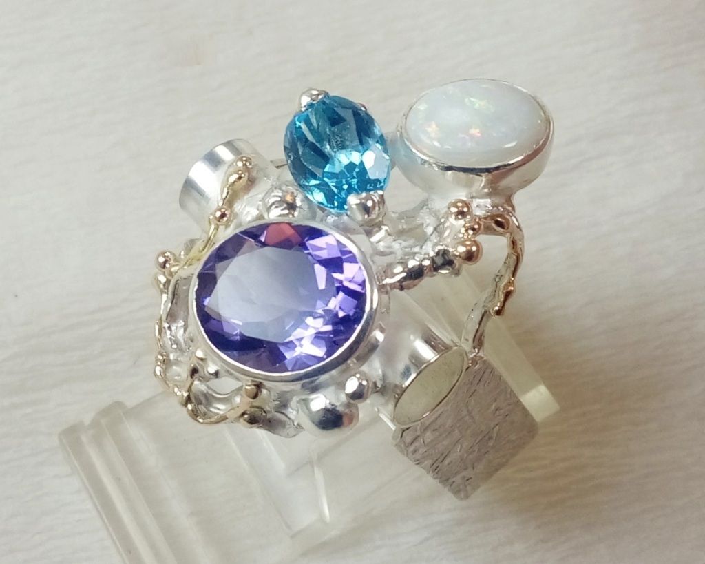 gregory pyra piro art jewelry, jewelry similar to american art, handcrafted ring 2055, rings for women with amethyst and blue topaz, rings for women with opal and gemstones, rings sold in art galleries, rings handmade by artist, jewelry shown on Instagram, jewelry shown in Facebook, jewellery like at the desire fair